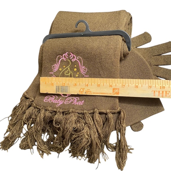 Baby Phat Womens Scarf Gloves Beanie Hat Set Brown Pink Logo Y2K Streetwear NWT - Picture 2 of 6
